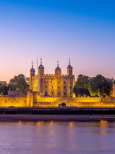 Tour to Tower of London